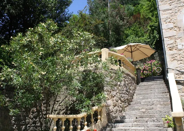 לינה וארוחת בוקר Les Escaliers Du Paradis לארגנטייר