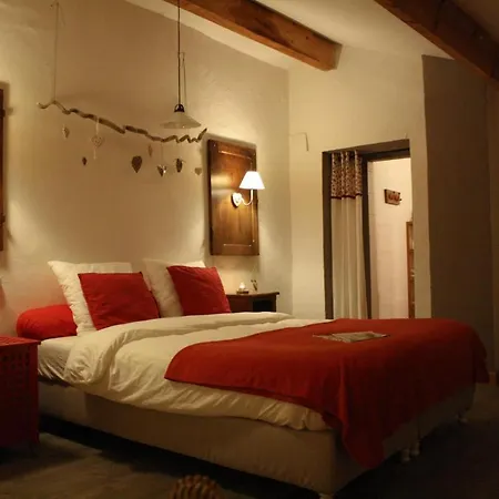 Bed & Breakfast Les Escaliers Du Paradis *