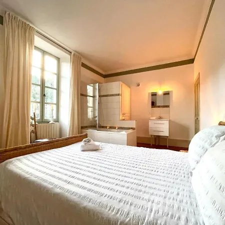 Les Escaliers Du Paradis Bed & Breakfast Largentière