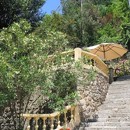 Bed & Breakfast Les Escaliers Du Paradis