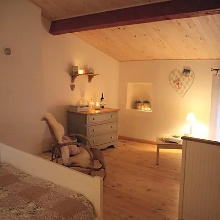 Les Escaliers Du Paradis Bed & Breakfast